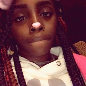 Meet your Posher, Esha